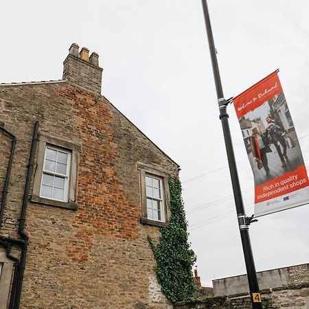 Wensleydale, Old School Rooms - Ground Floor Luxury Apartment In Richmond, North Yorkshire Richmond  Exteriér fotografie